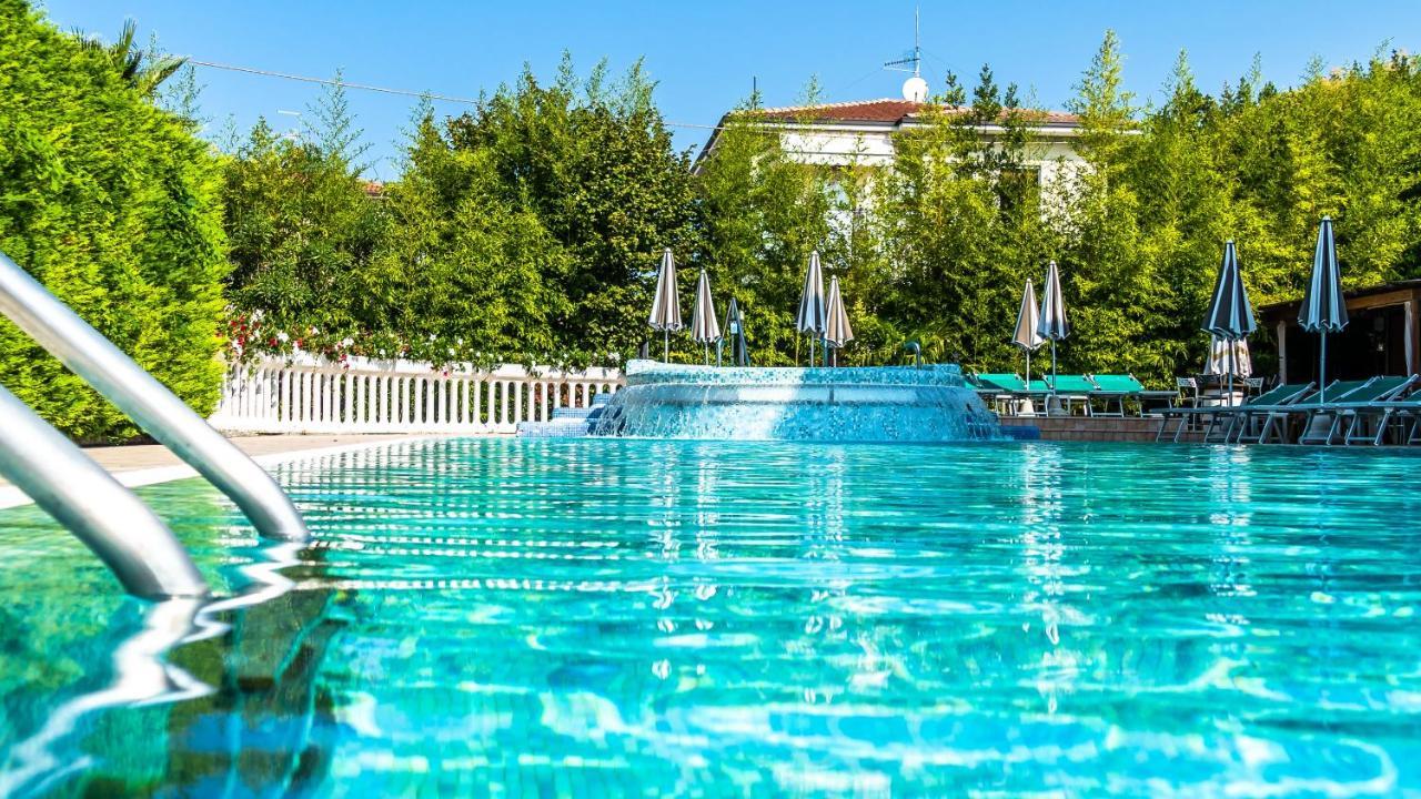 Hotel Smeraldo Lazise Exterior foto